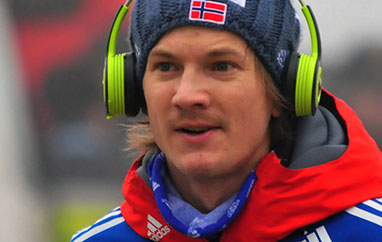 Dwunastu zawodników w norweskiej kadrze B, skoczkowie płacą za miejsce