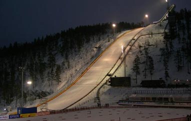 Polacy oddali pierwsze skoki w Kuusamo