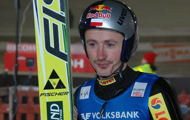 Jacobsen wygrywa kwalifikacje, 3 Polaków w konkursie