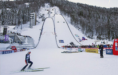 FIS Cup Planica: Stefan Huber najdalej w serii próbnej