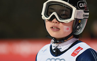 PŚ Lillehammer: Takanashi wygrywa trening
